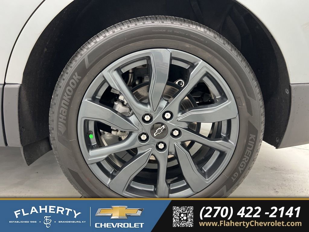 Used 2023 Chevrolet Equinox RS w/ LPO, Floor Liner Package image 19