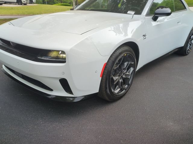 Used 2025 Dodge Charger Daytona R/T w/ Quick Order Package 25M R/T AWD/4WD image 2