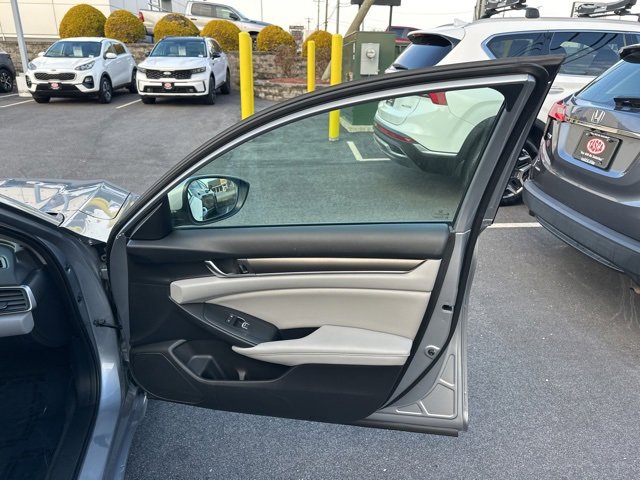 Used 2020 Honda Accord LX image 33