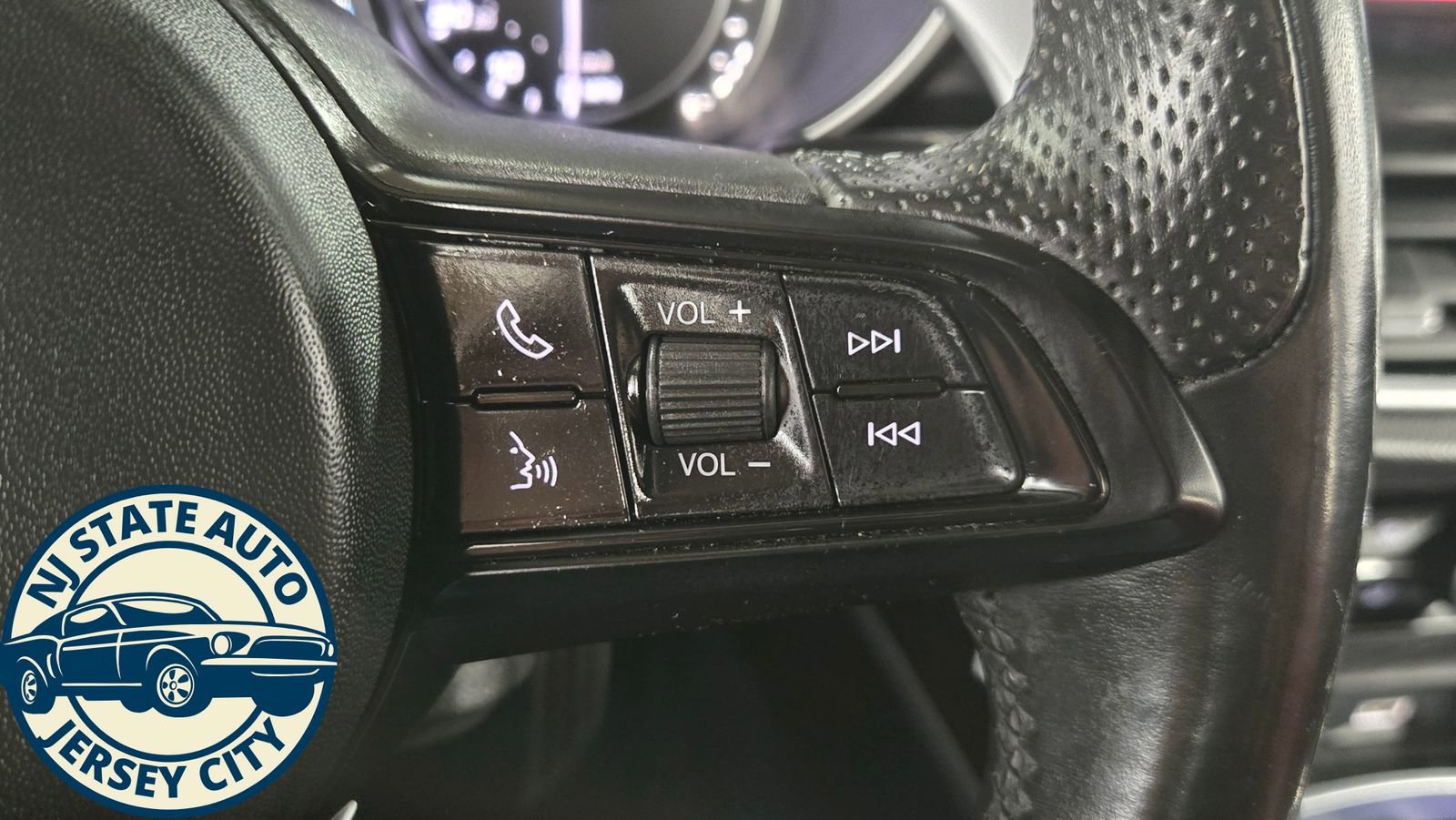 Used 2022 Alfa Romeo Stelvio Sprint image 14