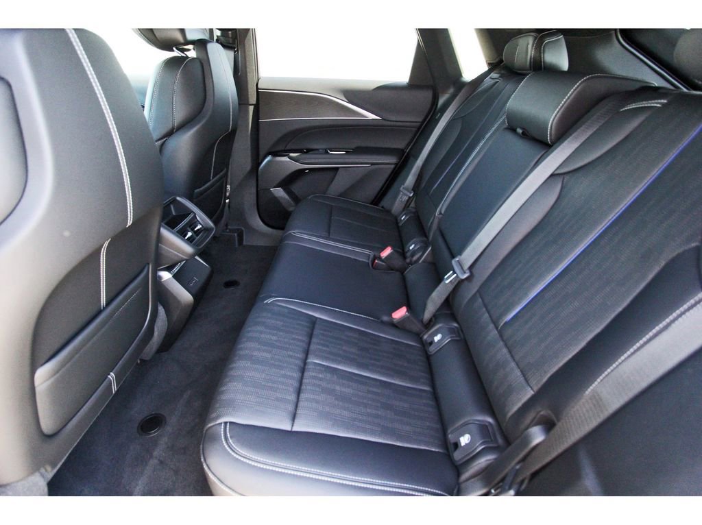 New 2026 Cadillac Lyriq Sport image 7