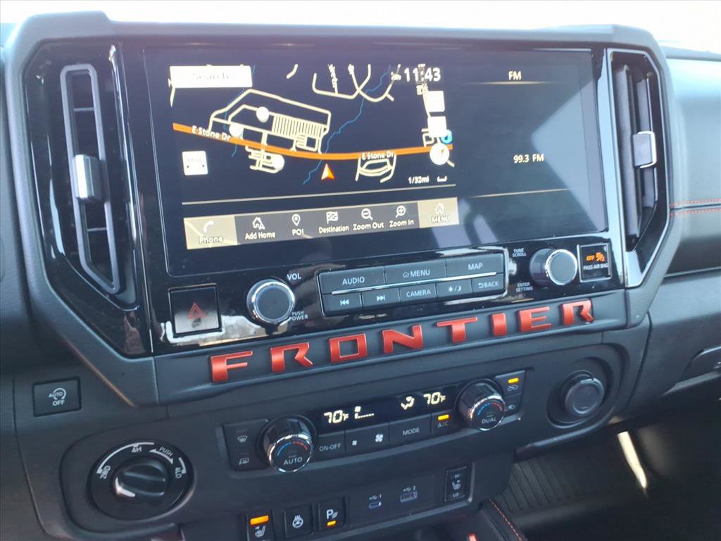 Used 2025 Nissan Frontier PRO-4X w/ Pro Premium Package image 10