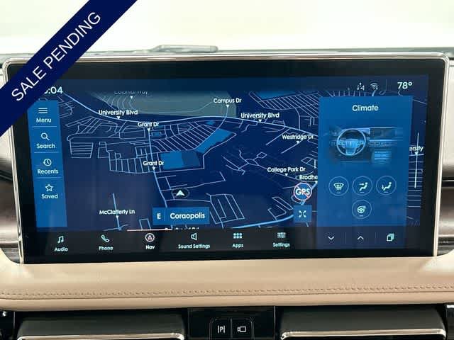 Used 2023 Lincoln Nautilus Reserve AWD/4WD image 13