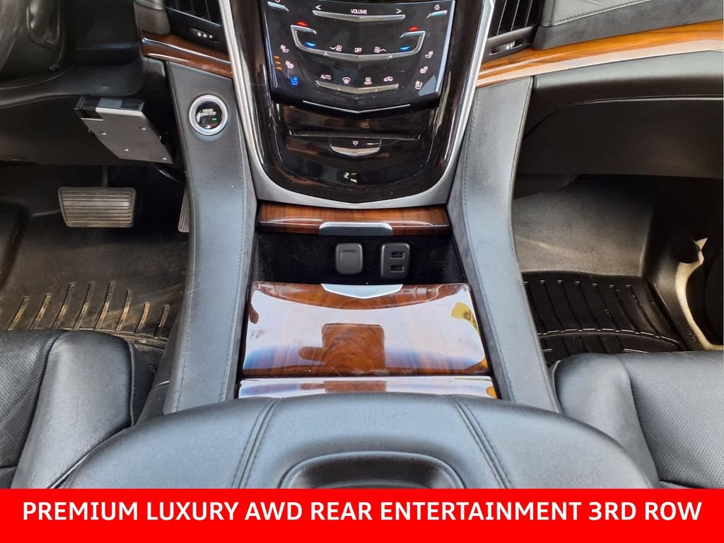 Used 2019 Cadillac Escalade Premium Luxury AWD/4WD image 15