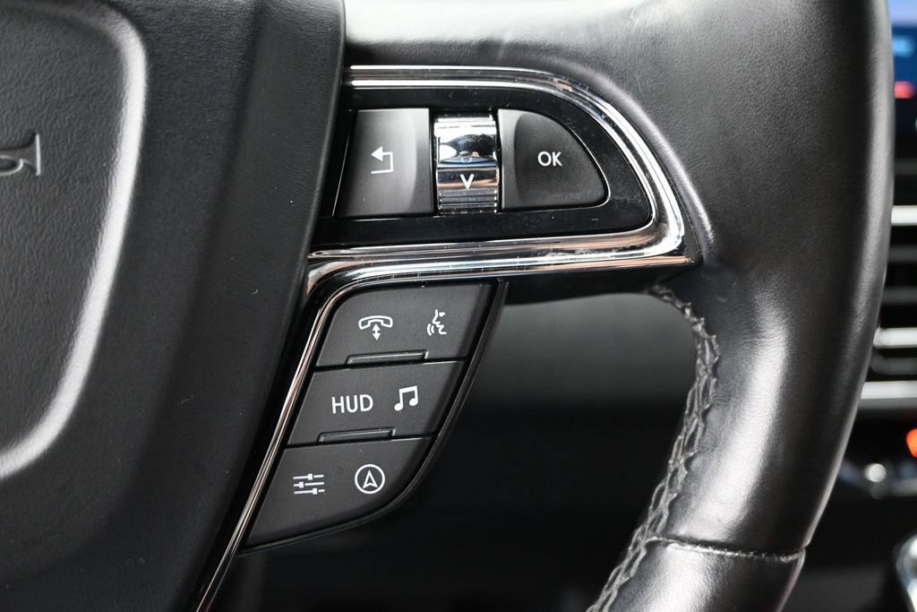 Used 2022 Lincoln Navigator L Reserve AWD/4WD image 34