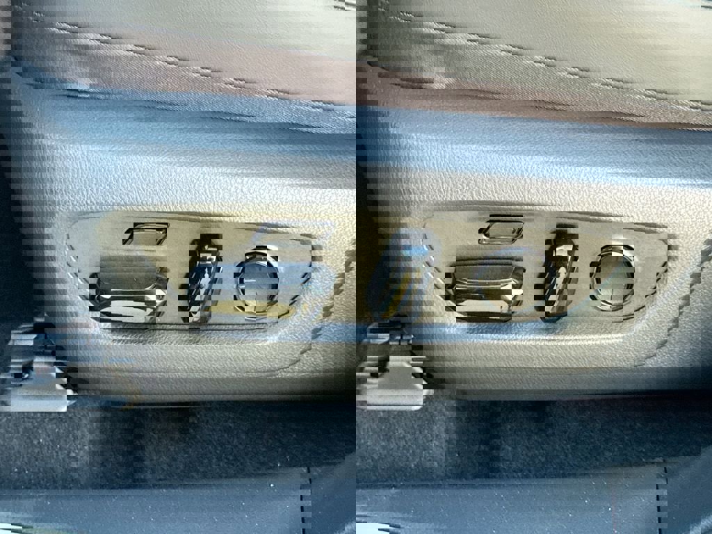 New 2026 Lexus RX 450h AWD image 15