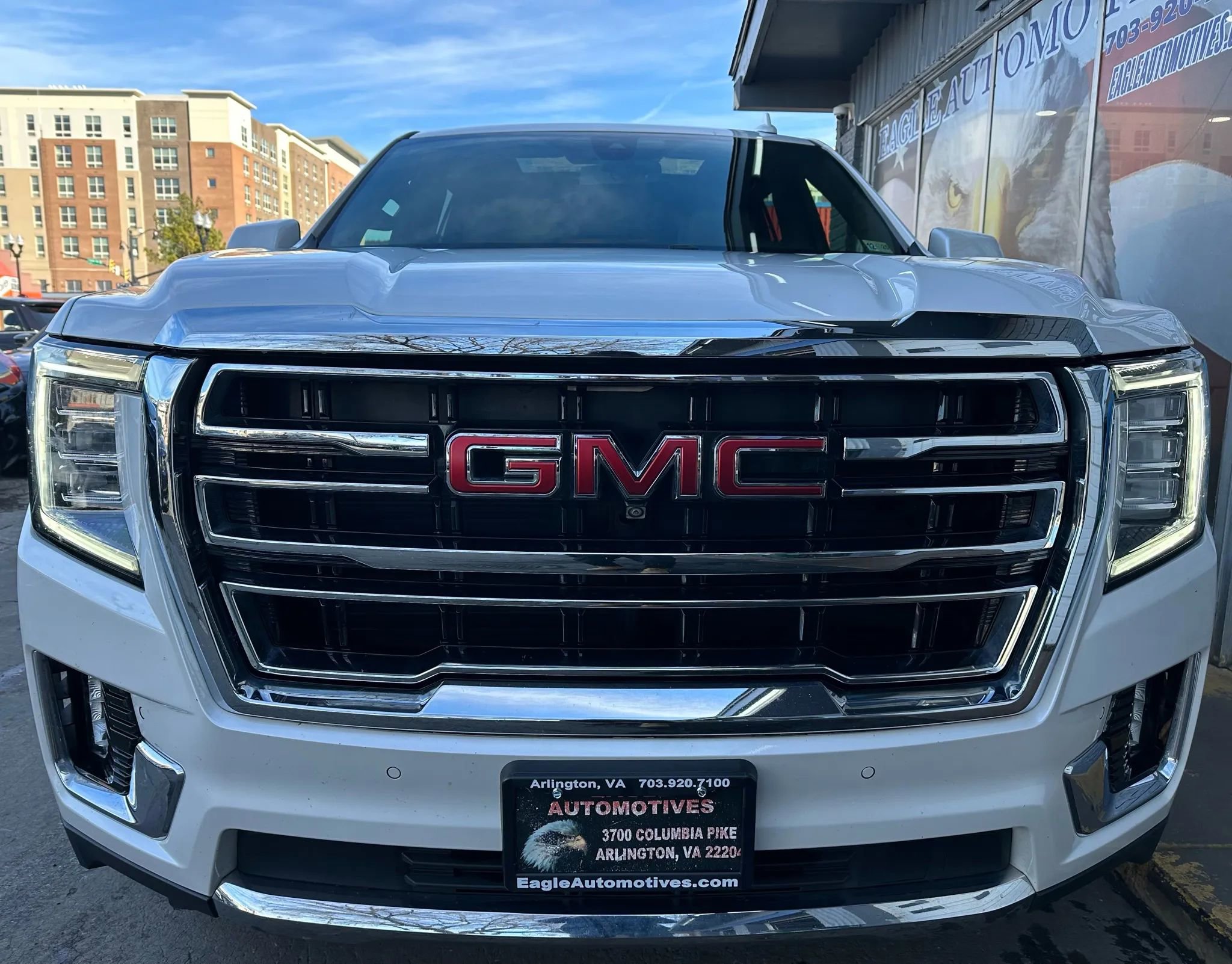 Used 2021 GMC Yukon SLT w/ SLT Luxury Plus Package image 8