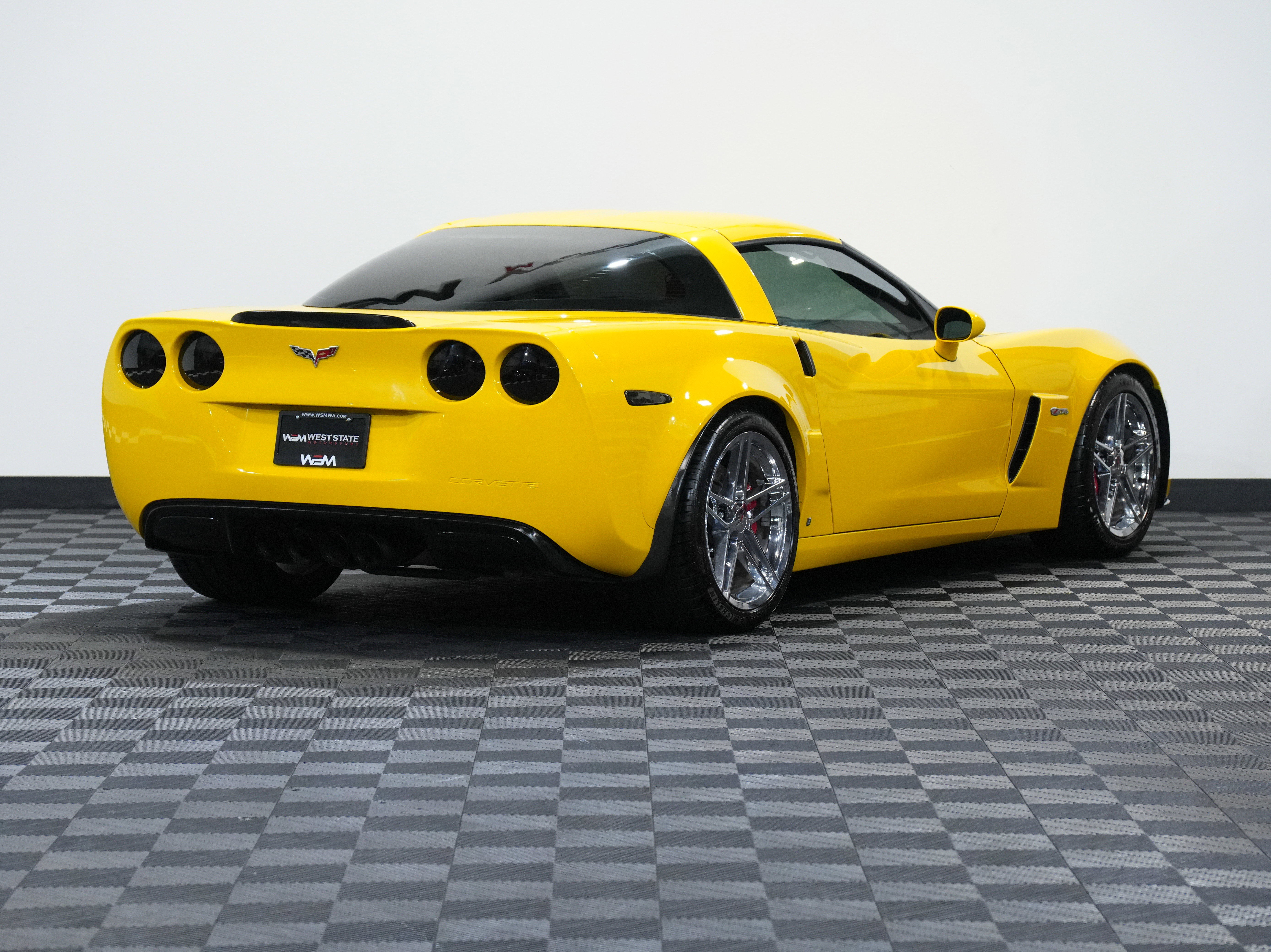 Used 2008 Chevrolet Corvette Z06 w/ Preferred Equipment Group image 6
