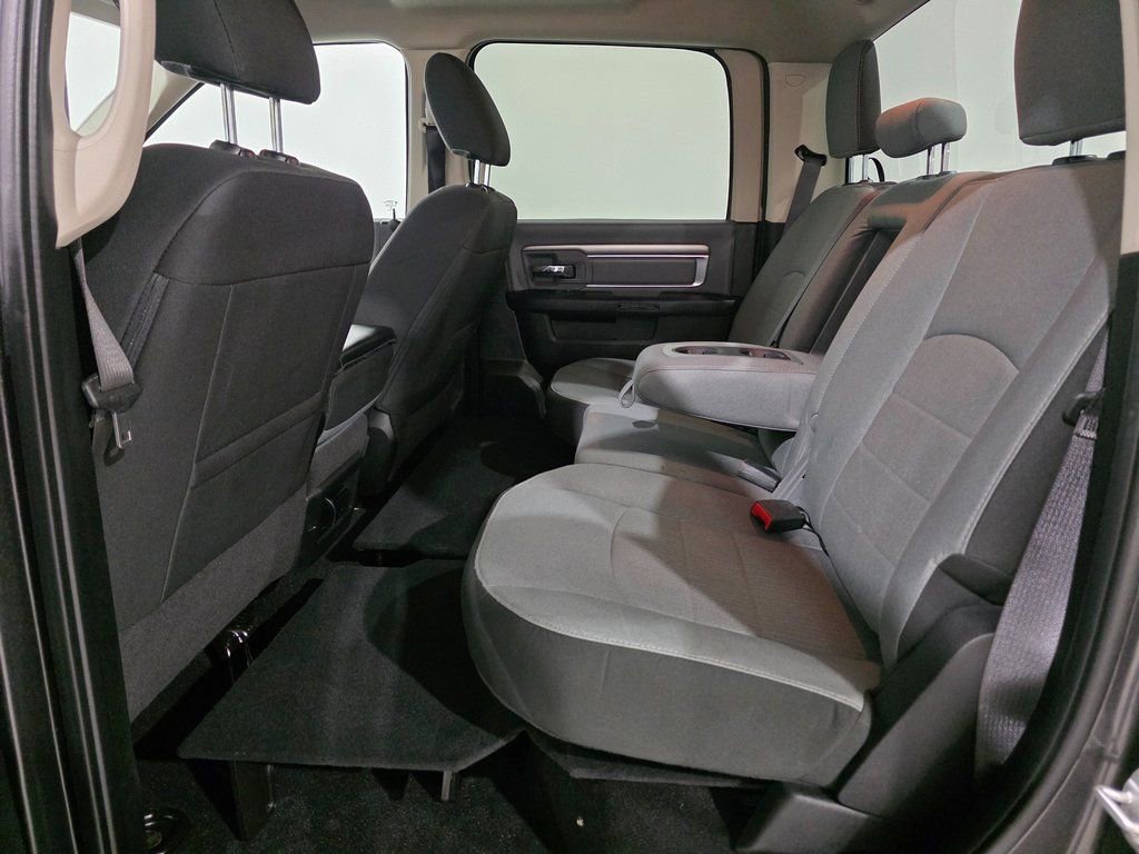 Used 2022 RAM 1500 Classic SLT image 21