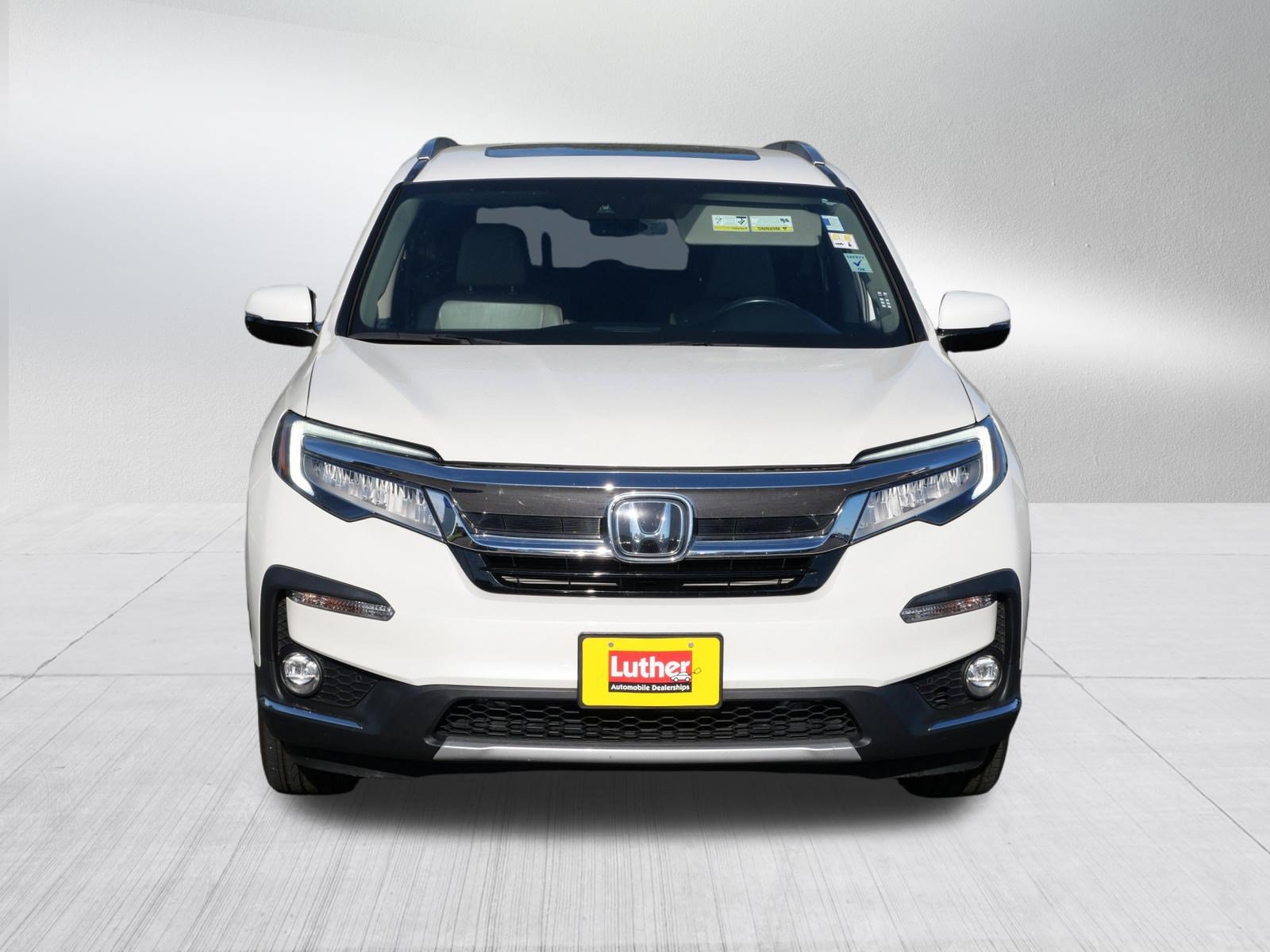 Used 2019 Honda Pilot Touring image 2