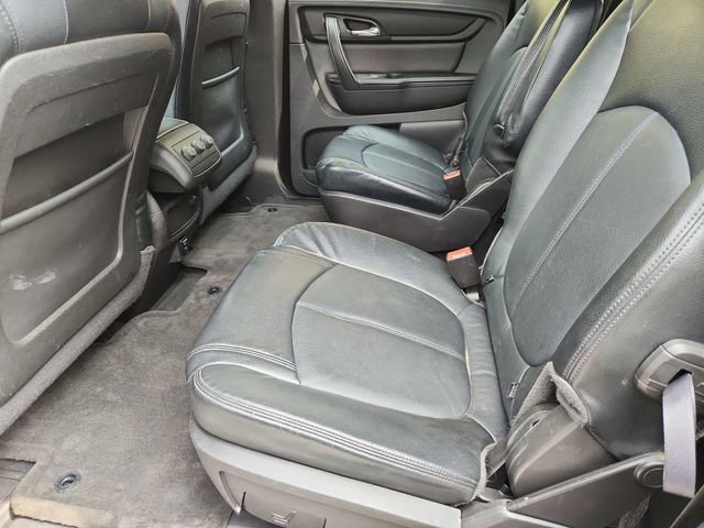 Used 2016 Chevrolet Traverse LT w/ Style and Technology Package FWD image 22