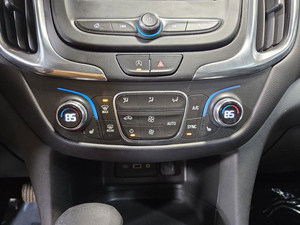 Used 2022 Chevrolet Equinox LT AWD/4WD image 24