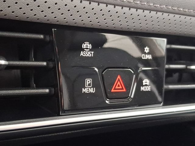 New 2026 Volkswagen Atlas Peak Edition AWD/4WD image 18