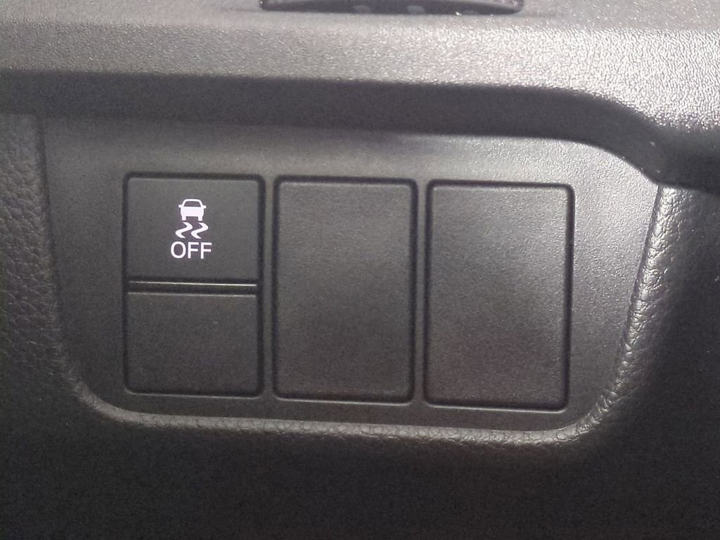 Used 2023 Honda CR-V LX image 27