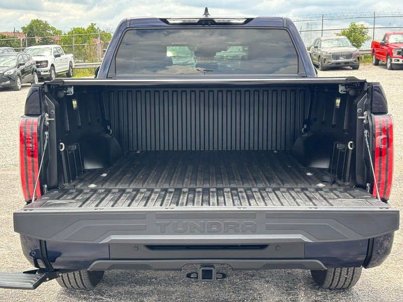 Used 2023 Toyota Tundra Platinum AWD/4WD image 11
