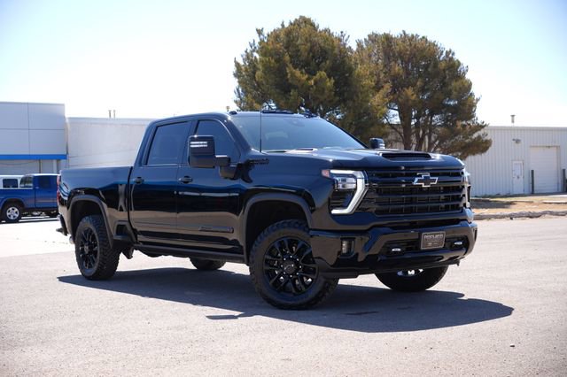 New 2026 Chevrolet Silverado 2500 High Country w/ High Country Premium Package AWD/4WD image 1