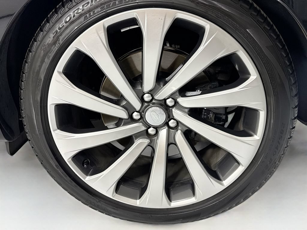 Used 2023 Land Rover Range Rover Long Wheelbase Autobiography AWD/4WD image 31