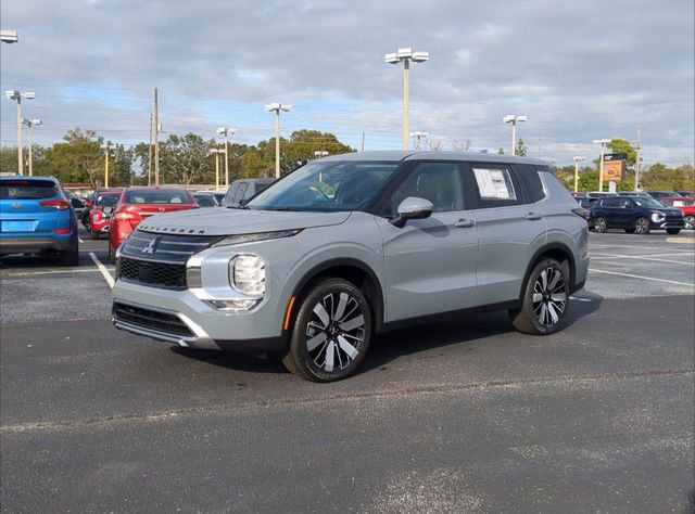 New 2026 Mitsubishi Outlander SE FWD video 2
