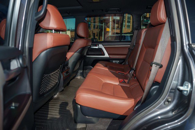 Used 2021 Toyota Land Cruiser image 20