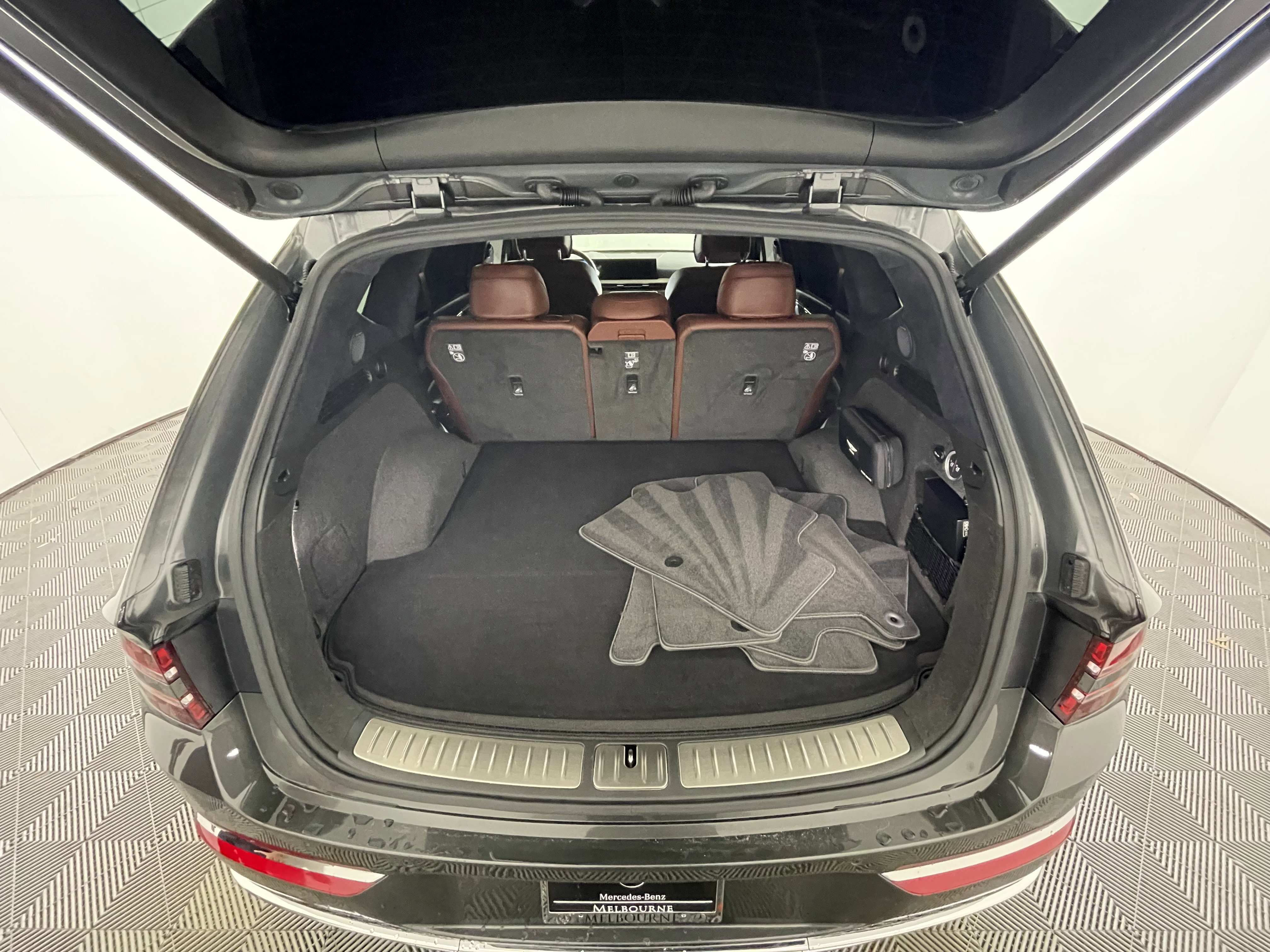 Used 2025 Genesis GV80 3.5T Prestige image 19