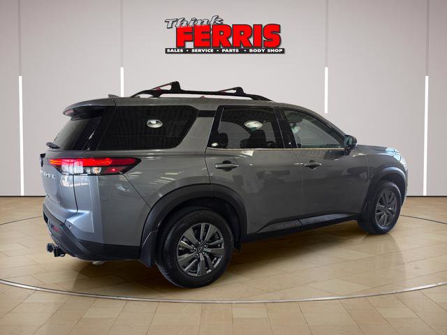Used 2025 Nissan Pathfinder SV AWD/4WD image 5