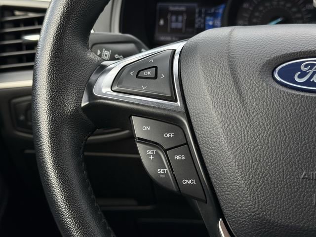 Used 2024 Ford Edge SEL image 11