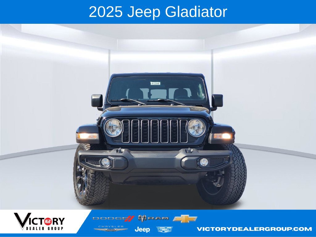 Used 2025 Jeep Gladiator Sport AWD/4WD image 2