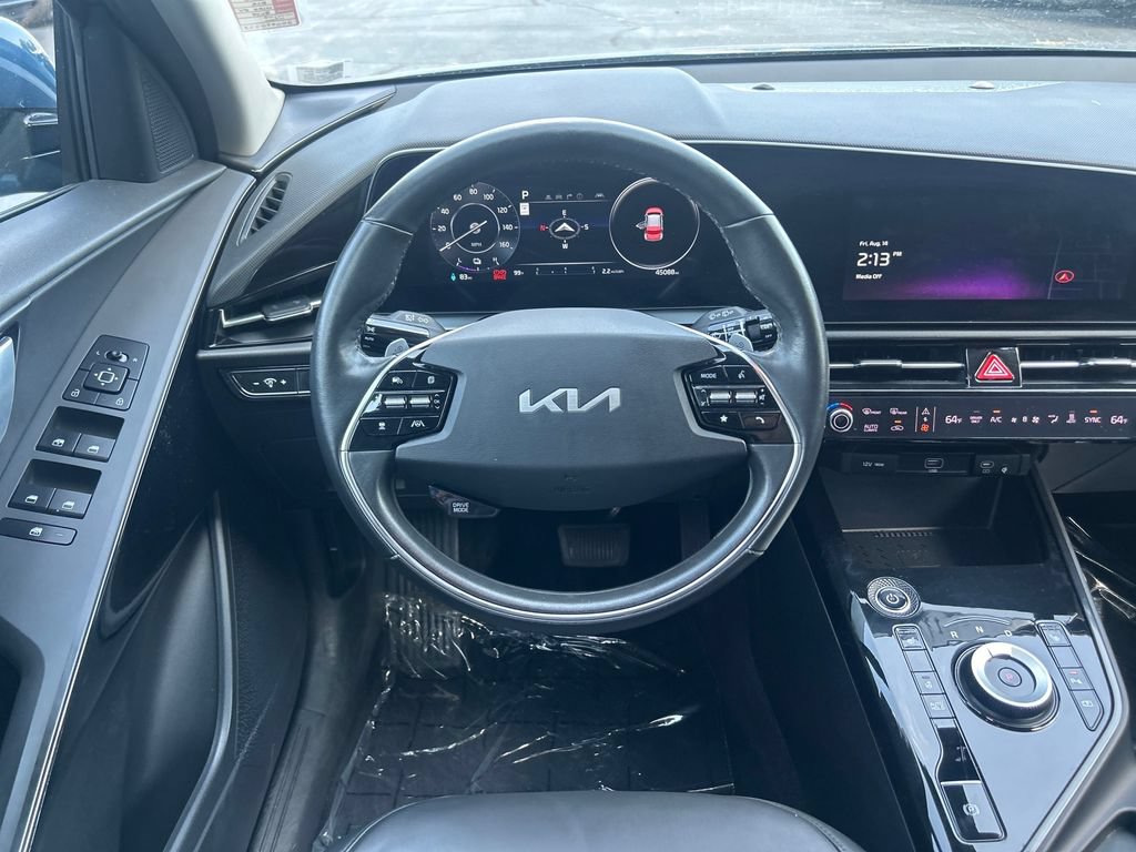Used 2023 Kia Niro Wind w/ Wind Preserve Package FWD image 16