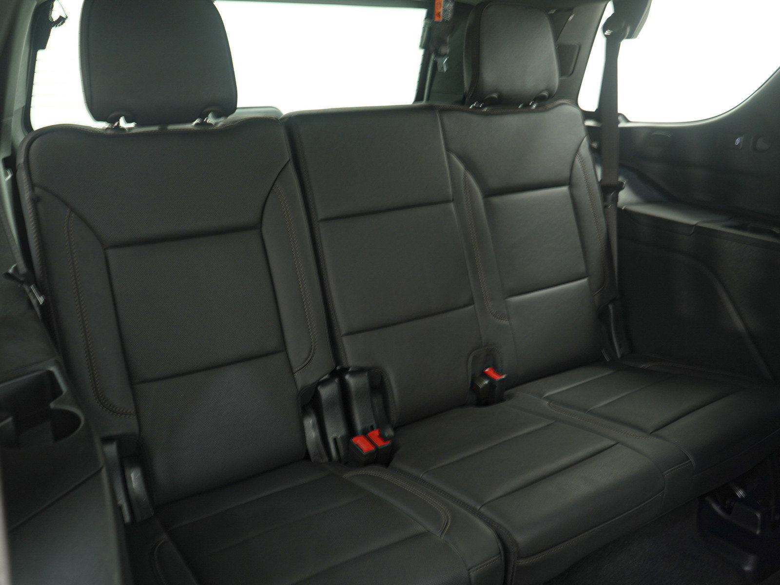 Used 2025 Chevrolet Tahoe High Country w/ Sun And Tow Package image 17