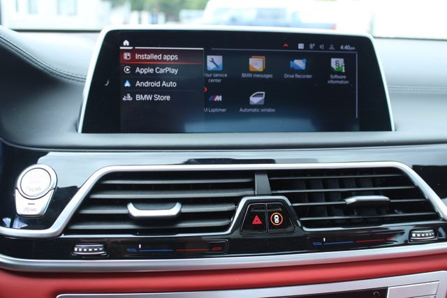Used 2022 BMW 750i xDrive w/ M Sport Package AWD/4WD image 32