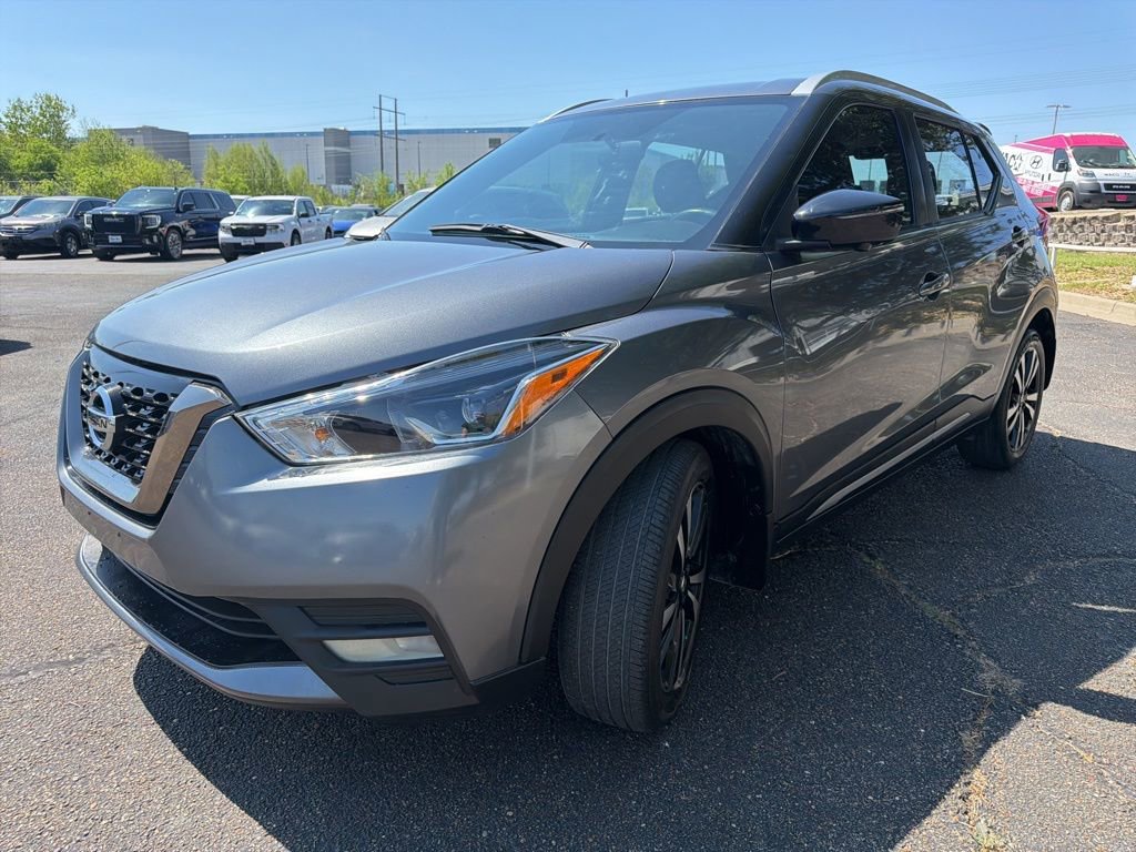 Used 2019 Nissan Kicks SR image 7