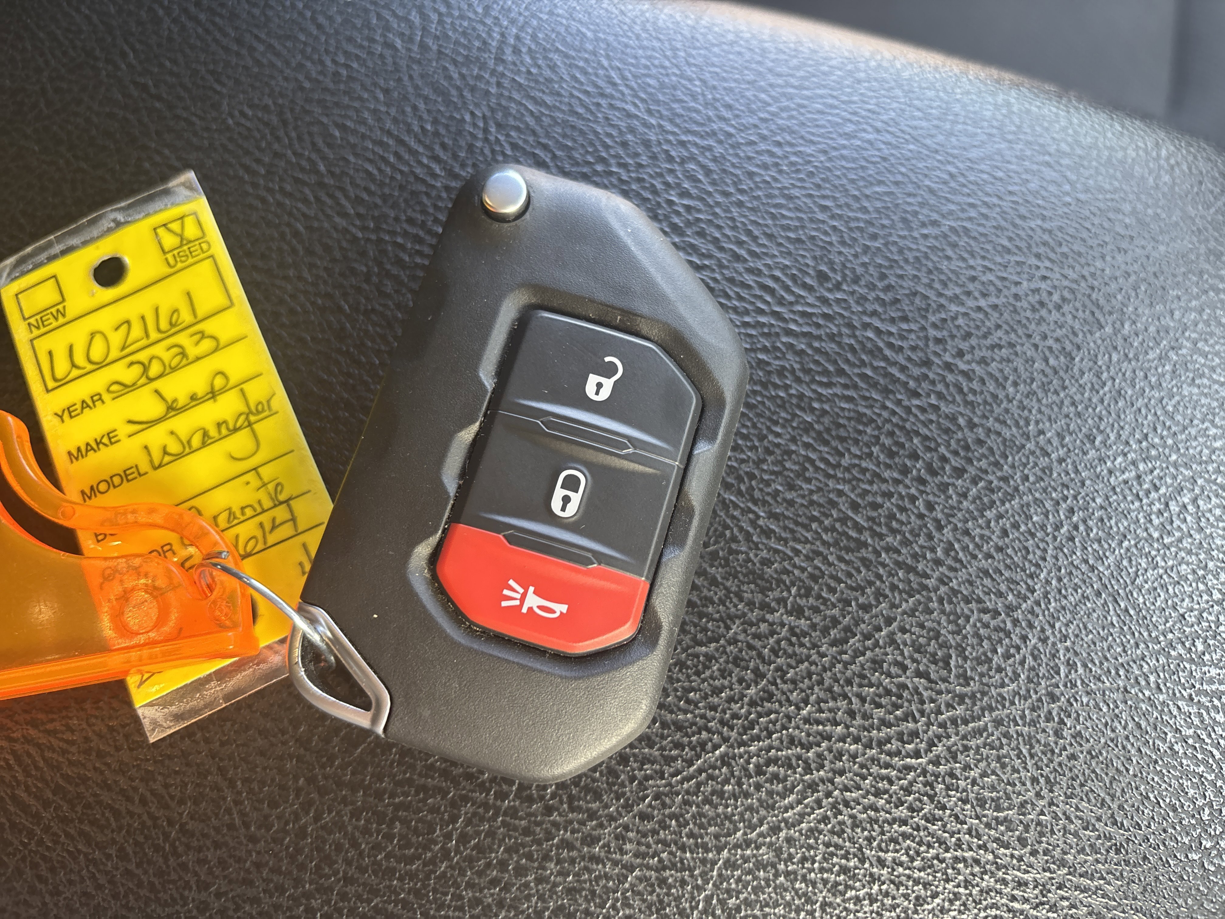 Used 2023 Jeep Wrangler Sport S image 38