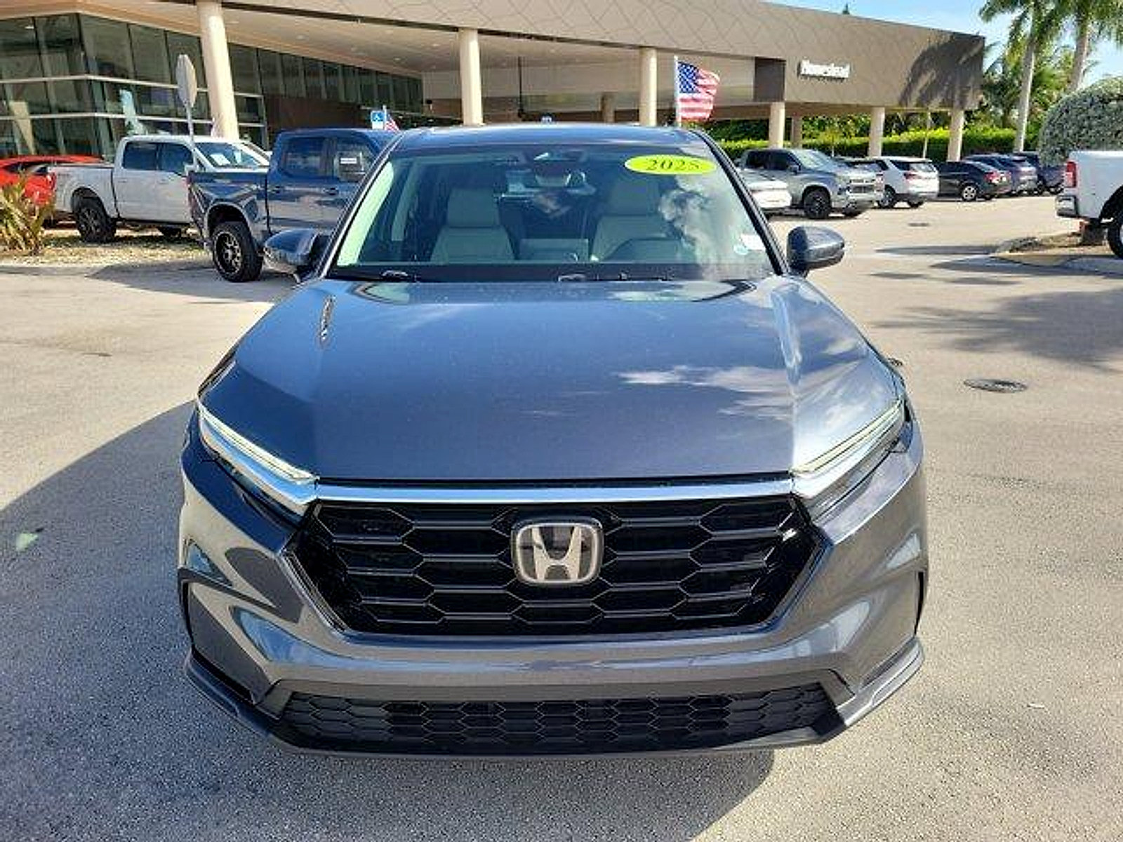 Used 2025 Honda CR-V EX image 2