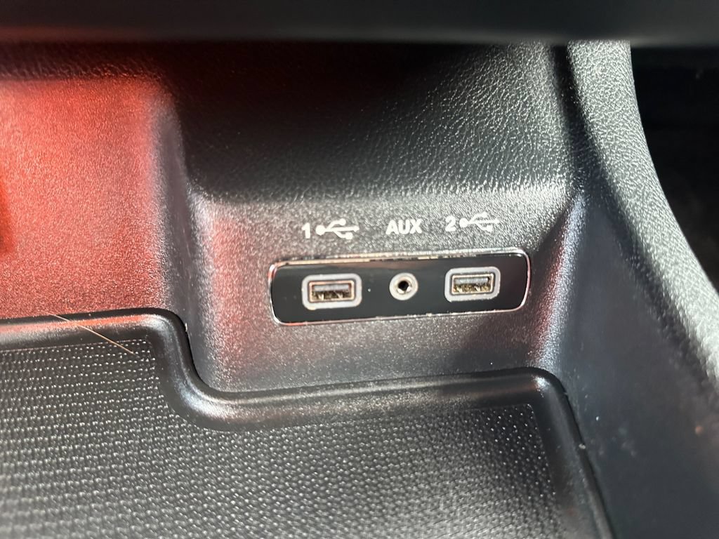 Used 2018 Dodge Durango SXT w/ Quick Order Package 2BB AWD/4WD image 30
