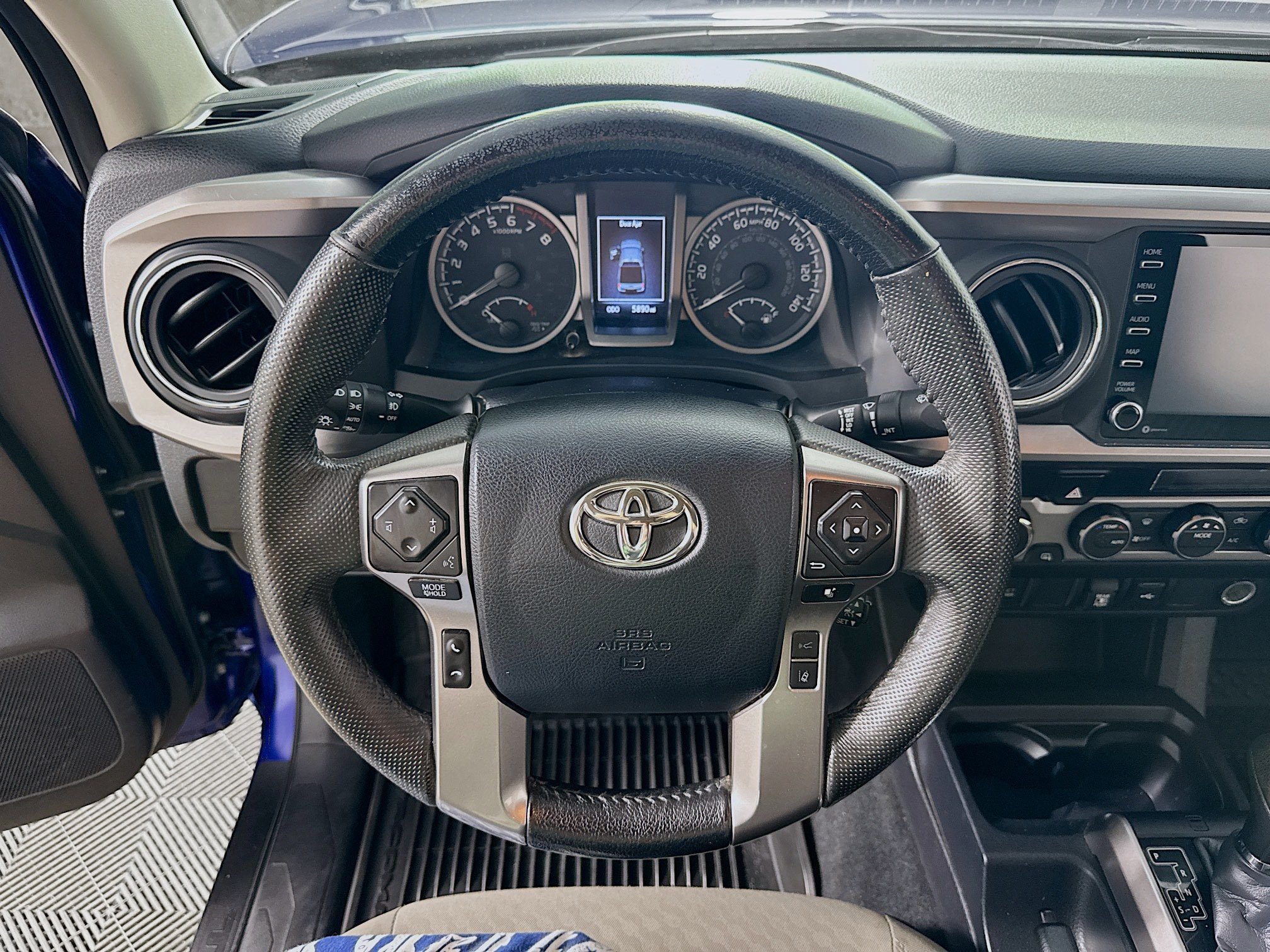 Used 2023 Toyota Tacoma SR5 AWD/4WD image 14