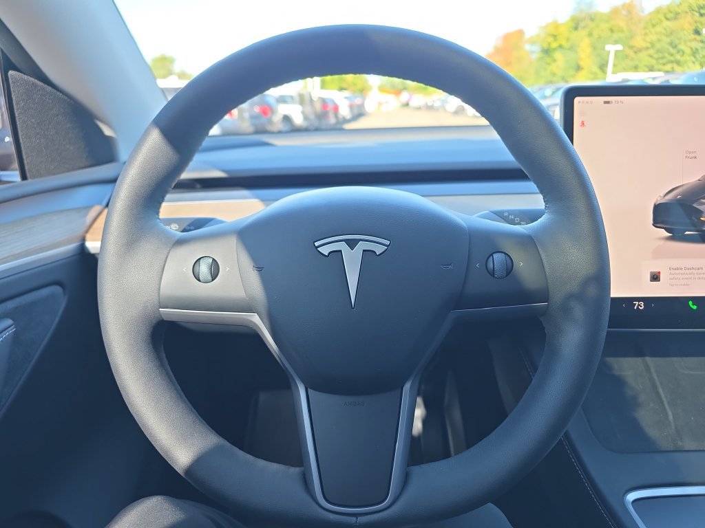 Used 2024 Tesla Model Y Long Range AWD/4WD image 23