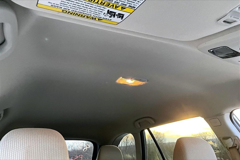 Used 2018 Subaru Outback 2.5i Premium image 18