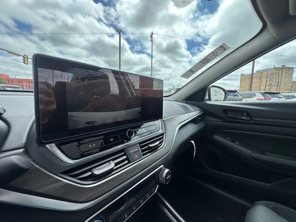 New 2026 Nissan Altima 2.5 SV w/ SV Special Edition Package FWD image 21