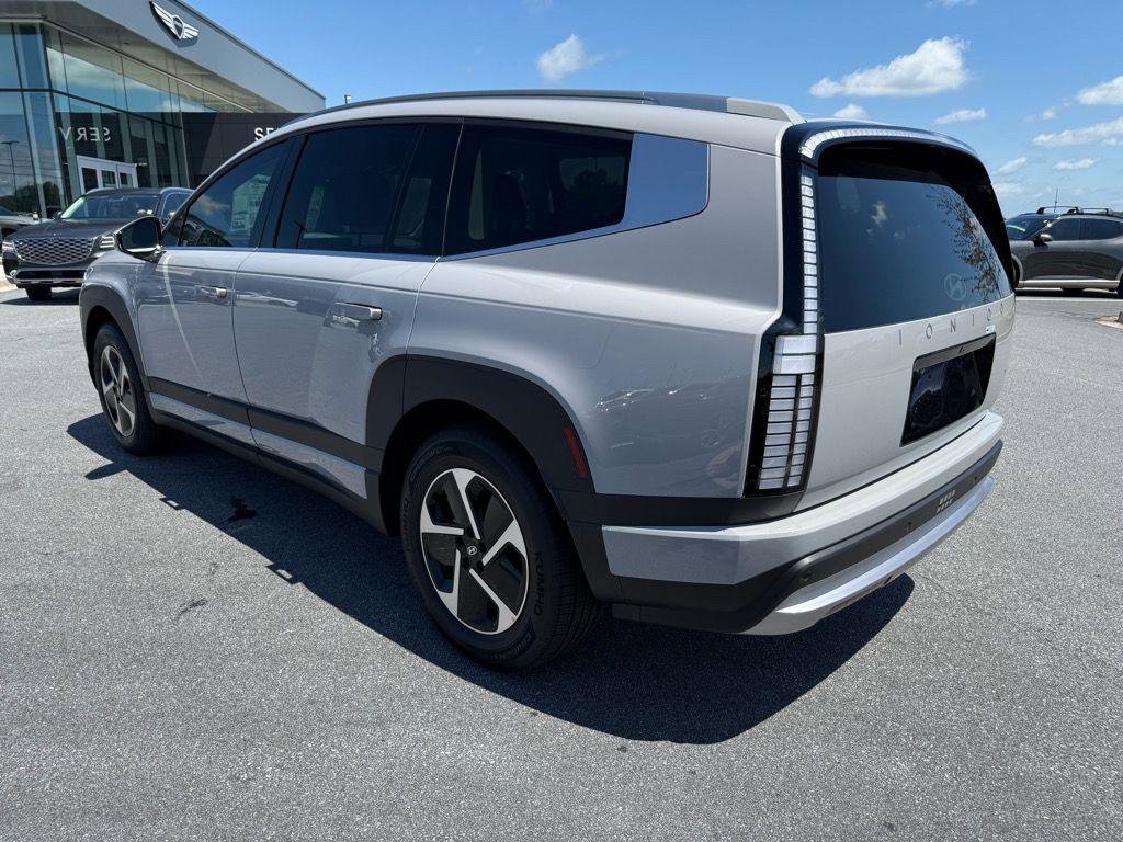 New 2026 Hyundai Ioniq 9 SE image 5