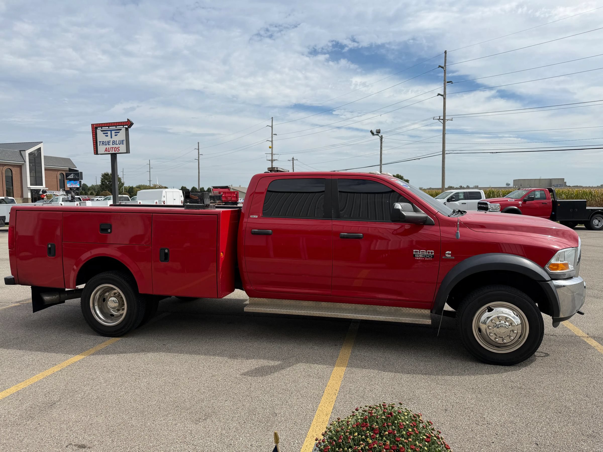 Used 2012 RAM 5500 SLT RWD image 9