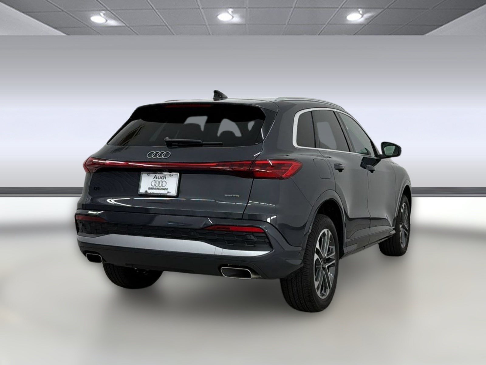 Used 2025 Audi Q5 Premium Plus w/ Premium Plus AWD/4WD image 9