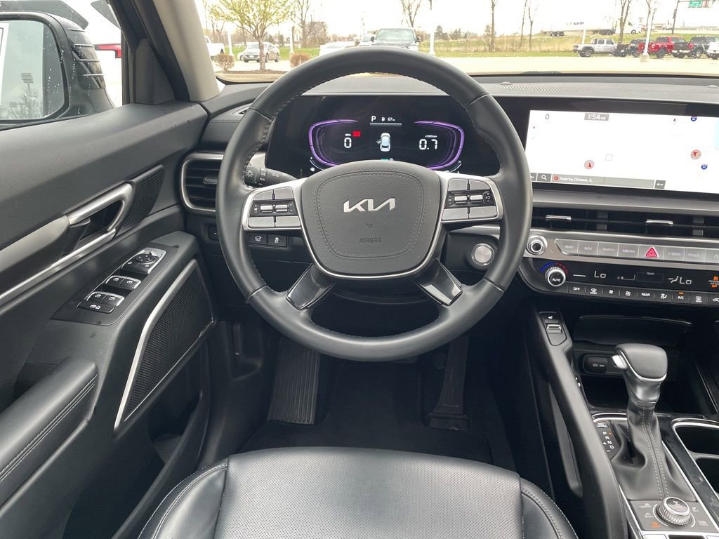 Used 2025 Kia Telluride S image 13