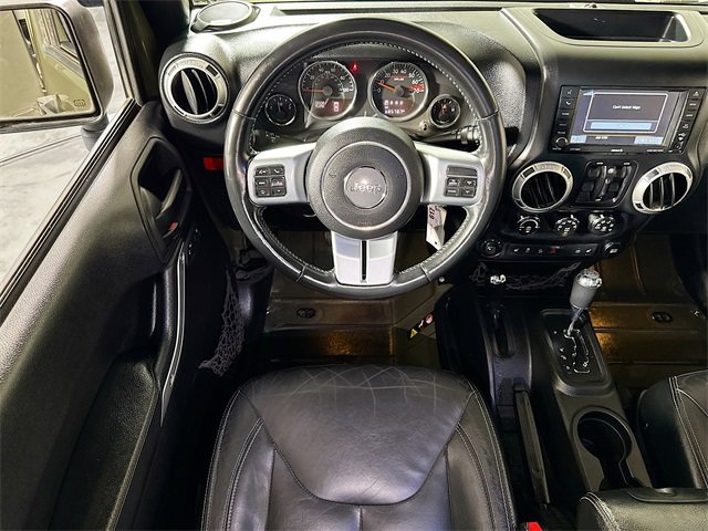 Used 2015 Jeep Wrangler Unlimited Rubicon image 20