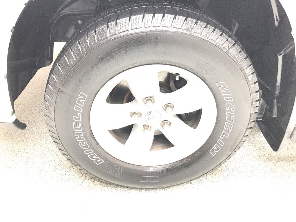 Used 2017 RAM 1500 Express image 7