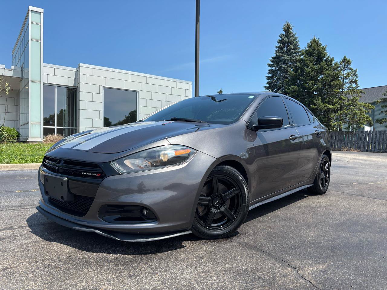 Used 2015 Dodge Dart SXT w/ Sun/Sound Group FWD image 3