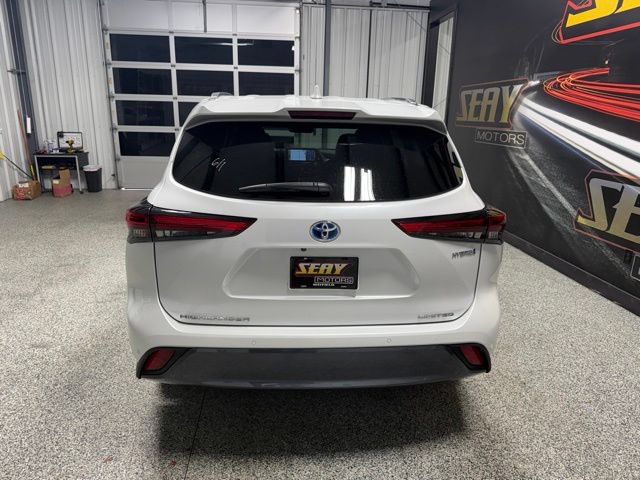 Used 2022 Toyota Highlander Limited AWD/4WD image 14