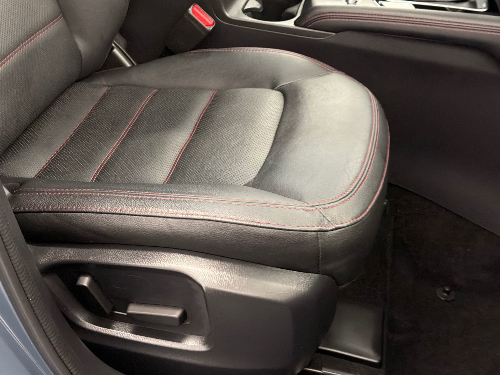 Used 2023 MAZDA CX-5 Carbon Edition image 12