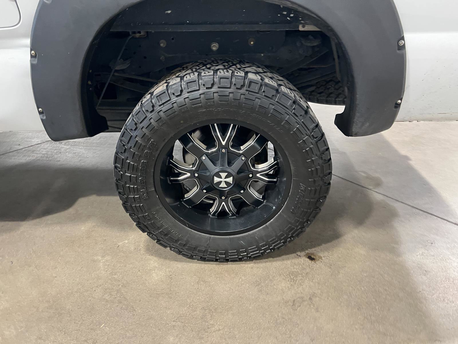 Used 2014 Ford F350 XLT w/ Advanced Security Group image 38