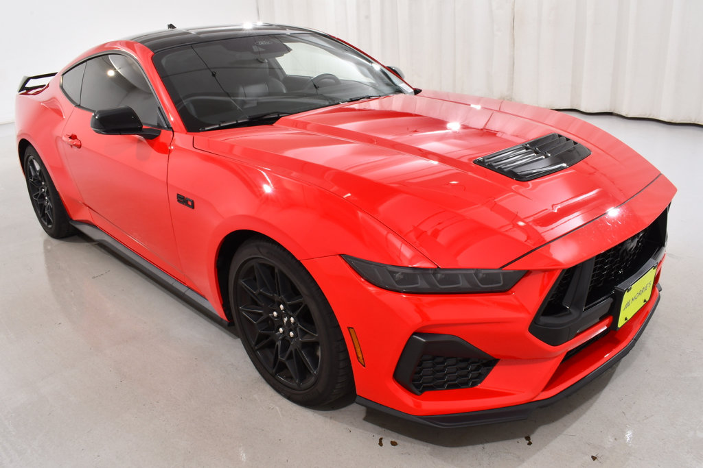 Used 2024 Ford Mustang GT Premium w/ GT Performance Package RWD image 5