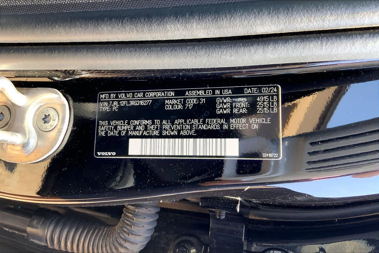 Used 2024 Volvo S60 B5 Plus FWD image 37